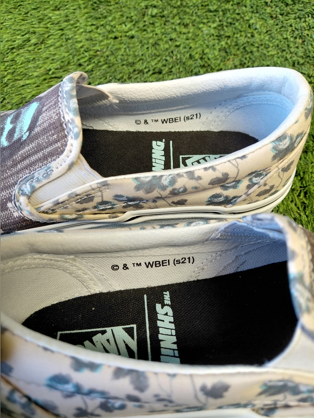 Vans Slip On House Of Terror The Shining Grady Twins Size US 5.5 Men Women 7 - Picture 9 of 10